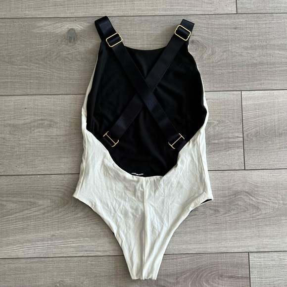 One Piece Swimsuit - Picture 6 of 9